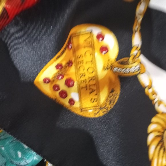 Women's Victoria's Secret Striped Silky Vintage Scarf - Picture 7 of 16